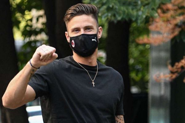 ژیرو خدا میخواست که برای میلان بازی کنم