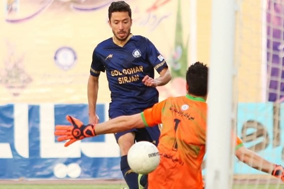 عاشوری بازی با پنالتی اول استقلال درآمد تکرار اشتباه برای سومین بار سبب شک می شود