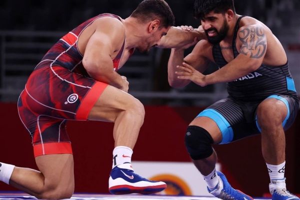 شکست قهرمان المپیک ۲۰۱۶ مقابل کشتی گیر آمریکایی