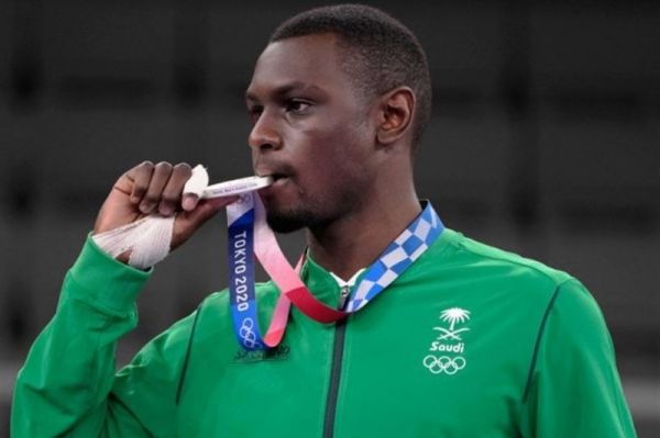 واکنش وزیر ورزش عربستان و مربی طارق به فینال جنجالی کاراته اهدای پاداش قهرمانی به رقیب گنجزاده