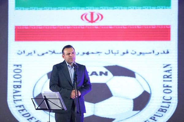  عزیزی خادم  انتخاب اسپانسر جدید کاری بسیار بزرگ و بی‌سابقه‌ای برای فوتبال ملی ایران بود