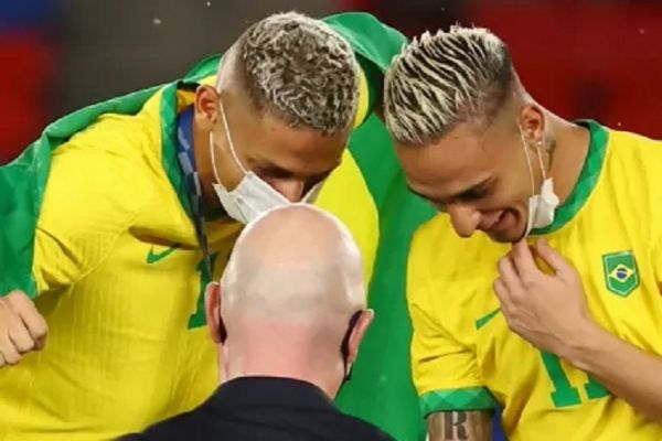  لقب عجیب ریچارلیسون برای رییس فیفا  کچل