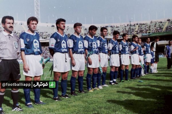  نوستالژی   استقلال حريف پرسپوليس در فينال جام حذفى  در فصل ٧٨-٧٧ که دو بر یک مقابل پرسپولیس شکست خورد