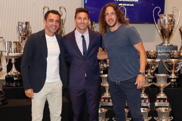  عکس؛ مسی در کنار پویول و ژاوی در مراسم خداحافظی از بارسلونا