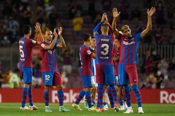  عکس؛ تشکر بازیکنان بارسلونا از هواداران پس از پیروزی در هفته اول لالیگا