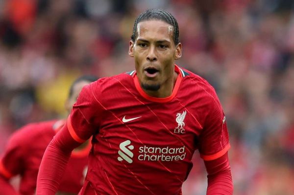 ستاره هلندی لیورپول من ربات نیستم