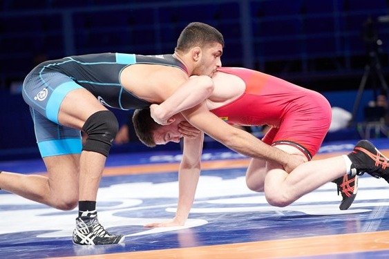 کشتی آزاد جوانان جهان مدال برنز بر گردن عبدالهی