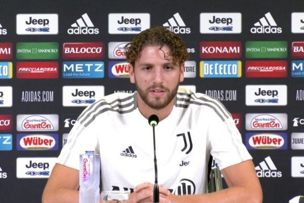 لوکاتلی خانوادگی يوونتوسی هستیم این بازیکنان را تماشا می کردم اما الان کنارشان هستم