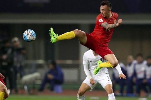 دیدار تیمهای ملی فوتبال چین و ژاپن به دوحه منتقل شد