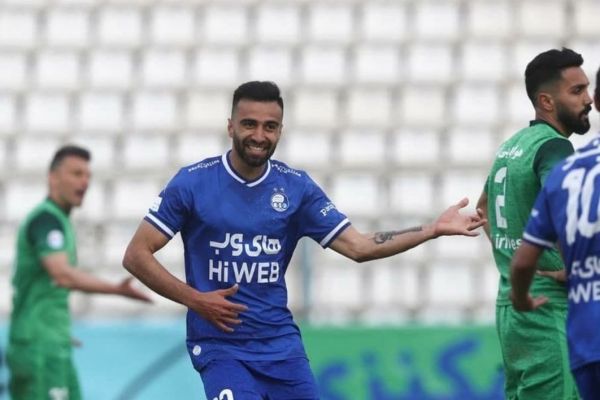  حضور ارسلان مطهری در باشگاه استقلال