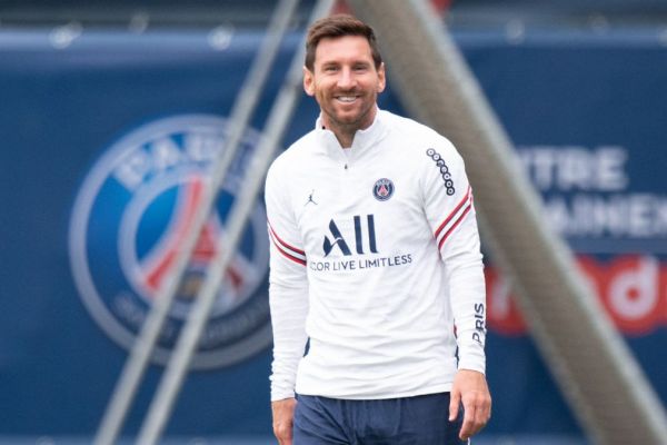 زمان قطعی اولین بازی مسی در پیاسجی مشخص شد