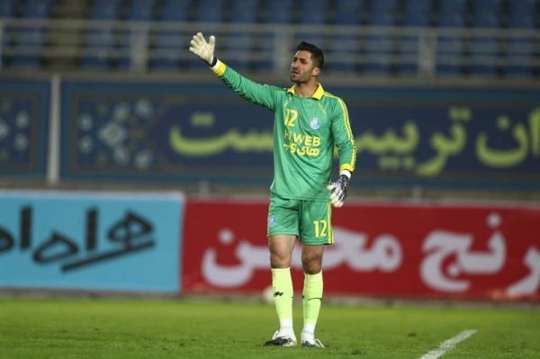  ادامه چالش باشگاه استقلال با دروازه‌بانش  احضار مظاهری به کمیته انضباطی به سه دلیل مختلف