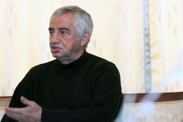  سرمربی اسبق تیم ملی  تیم ملی شرایط مناسبی برای رویارویی با سوریه ندارد