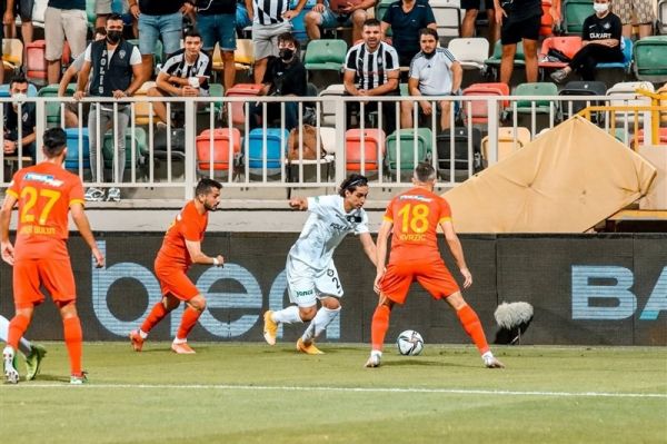 سوپرلیگ ترکیه نخستین شکست آلتای در حضور نادری