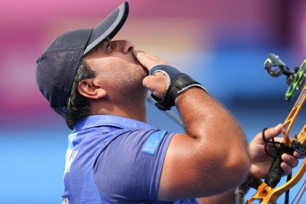 تاریخسازی بیابانی در توکیو نقره کامپوند به نام ایران ضرب شد