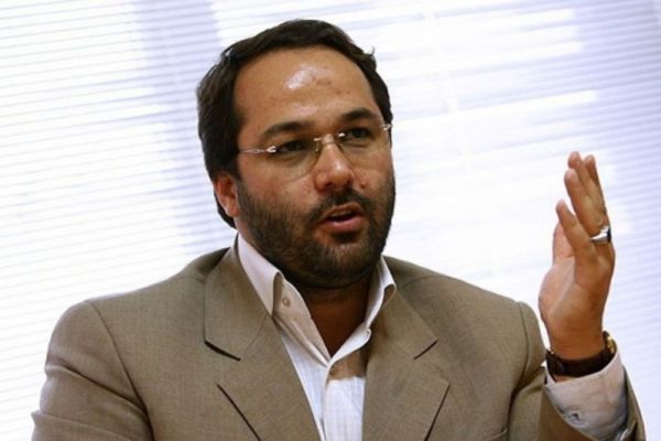  رئیس هیات مدیره استقلال در نقش مدیرعامل