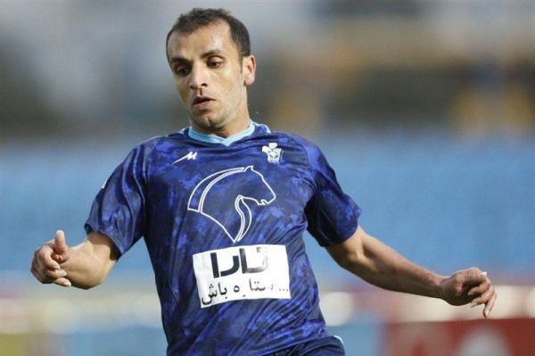 تمدید قرارداد حسین پورامینی با پیکان