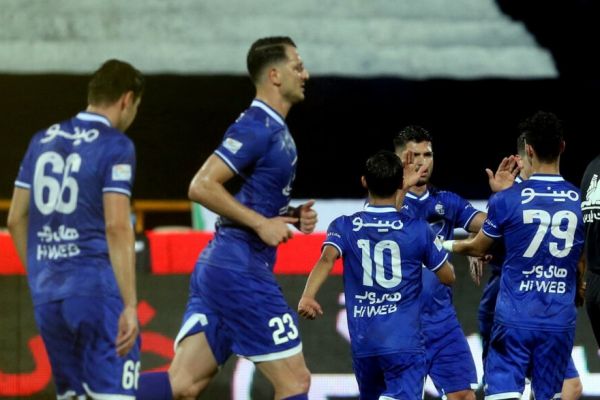  چینی  استقلال باید مهاجمان استاندارد داشته باشد