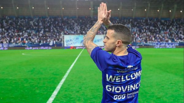  ادعای خبرنگار ایتالیایی؛ پیشنهاد استقلال به جووینکو