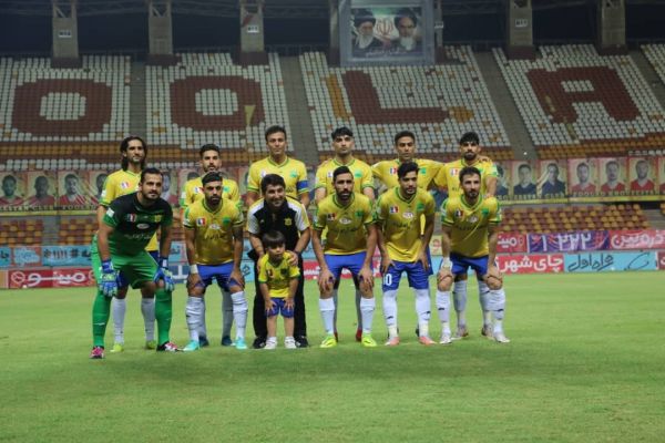 کیشمس با این وضعیت نفت آبادان مربیان ریسک نمیکنند ریالی پول نداریم