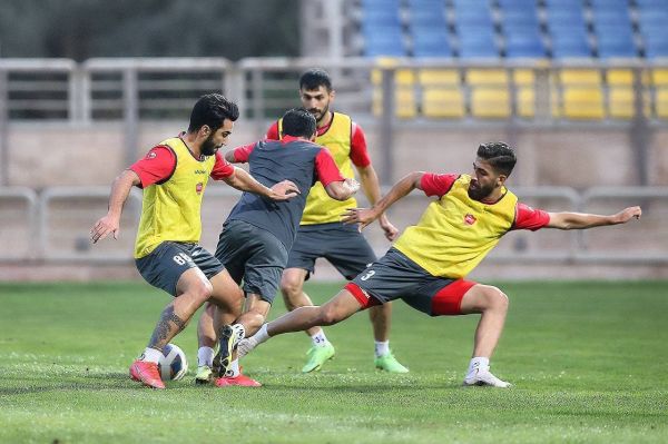  چمن مصنوعی علیه ستاره‌های تکنیکی پرسپولیس