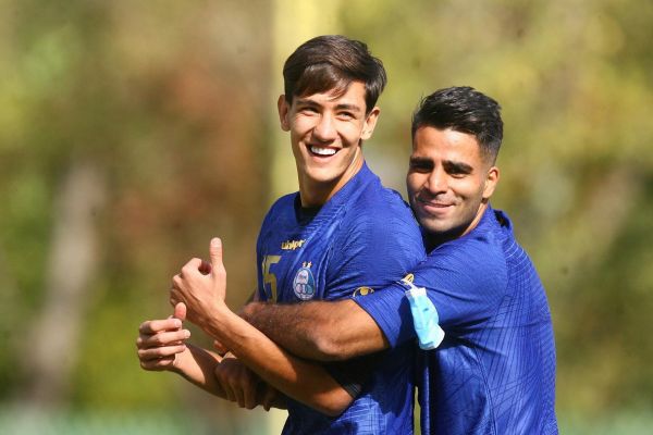  خادم‌پور اولین مدافع میانی استقلال در اردوی امارات