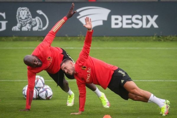  عکس؛ رفاقت جالب هازارد و لوکاکو در تیم ملی بلژیک به سبک بنزما و امباپه