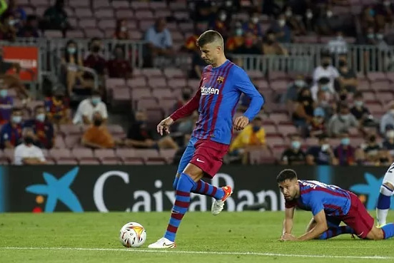 توهین کاپیتان بارسلونا به رئیس سابق او بدترین رئیس تاریخ باشگاه است