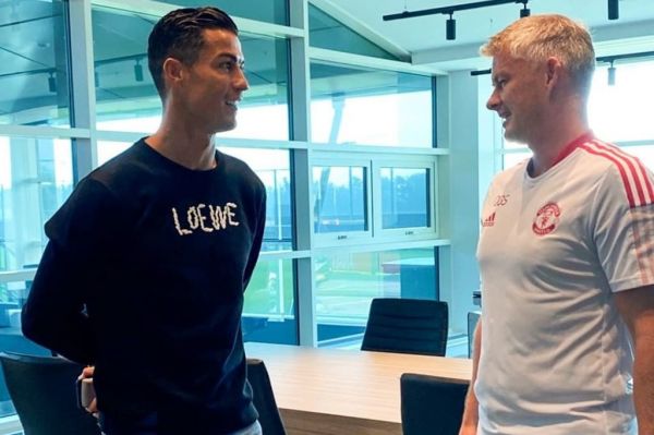 عکس؛ اولین دیدار رونالدو با سرمربی منچستریونایتد