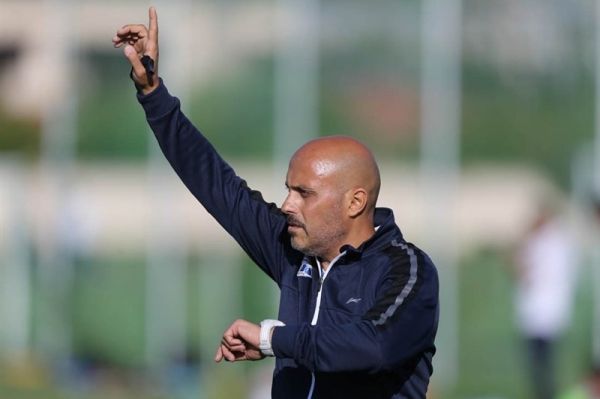  مربی سابق استقلال  فرهاد مجیدی کم تجربگی می‌کند، مددی تعلل  آورده هیات مدیره چیست