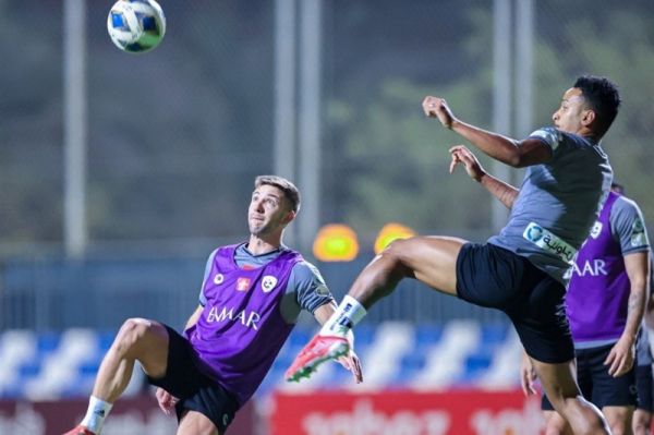 عزیمت حریف عربستانی استقلال به امارات با پرواز چارتر