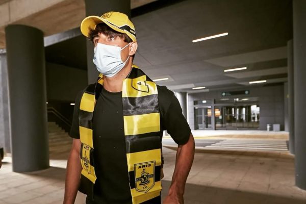 ستاره خط حمله عراق در یونان عکس