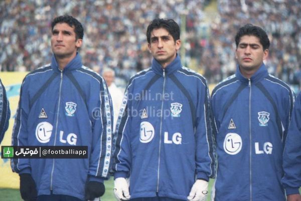  نوستالژی  علی سامره، محمدرضا مهدوی و مهدی هاشمی‌نسب قبل از بازی استقلال و السد قطر در جام در جام باشگاه‌های آسیا در سال ۱۳۷۹