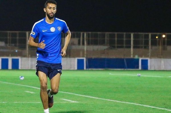 مصدومیت کاپیتان الهلال با یک میخ در زمین چمن الوصل