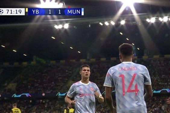  لحظه‌ای که سولشر با بیرون کشیدن رونالدو حکم باخت تیمش را امضا کرد