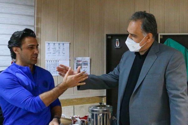 مددی یا مجیدی؛ کدام یک زودتر از استقلال میروند