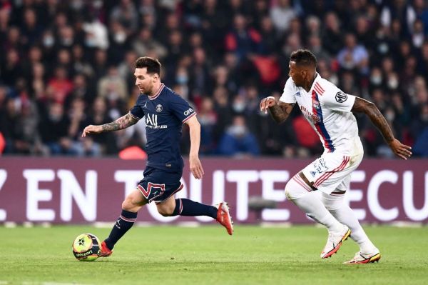  عکس؛ بواتنگ همچنان به دنبال مسی می‌دود