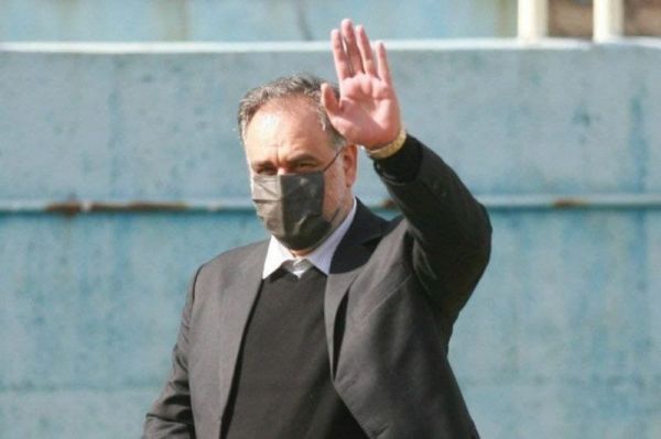 مدیرعامل مستعفی همچنان در باشگاه استقلال است