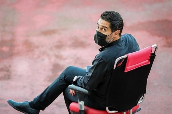 پیروانی حرف نزدن ما دلیل بر این نیست شرایط پرسپولیس «گل و بلبل» است