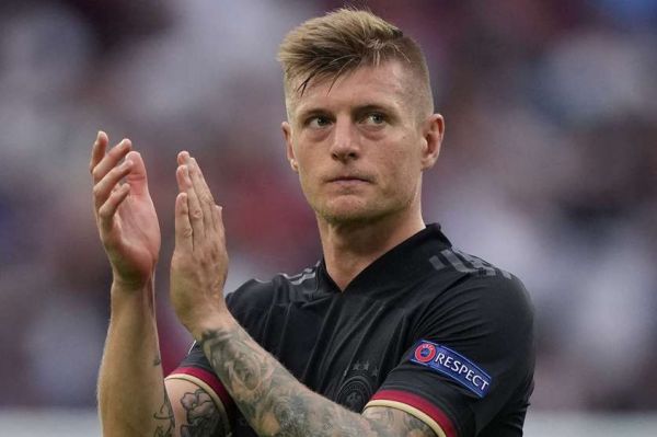 ستاره رئال مادرید شش ماه با درد بازی کردم