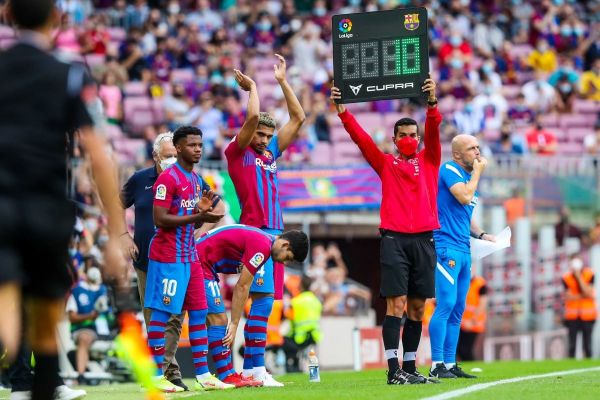  عکس؛ لحظه‌ای که «شماره 10» دوباره به بارسلونا برگشت