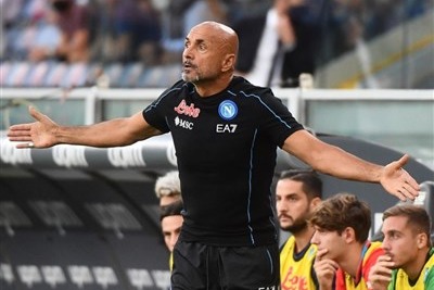  سرمربی صدرنشین سری‌آ  بازیکنی که تلاش نکند، اعصابم را خرد می‌کند