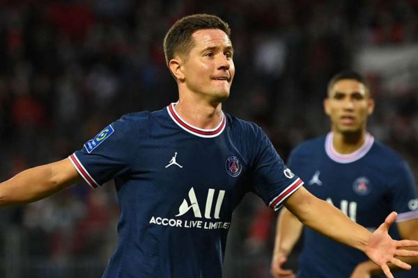  پدر هافبک پاریسن ژرمن  بارسلونا به پسرم علاقه‌مند بود