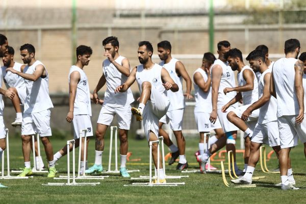 گزارش تمرین استقلال مرور تمرینهای تاکتیکی با یک غایب