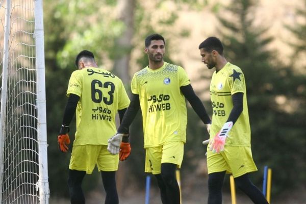  فرهاد مجیدی گلر جوان را به رشید ترجیح می‌دهد