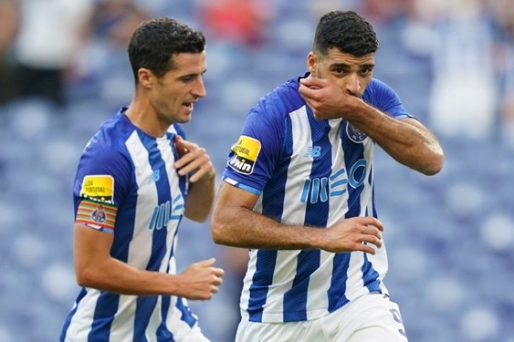 طارمی یک روز به مراسم بهترین های فیفا دعوت می شوم امیدوارم جایزه پوشکاش را بگیرم