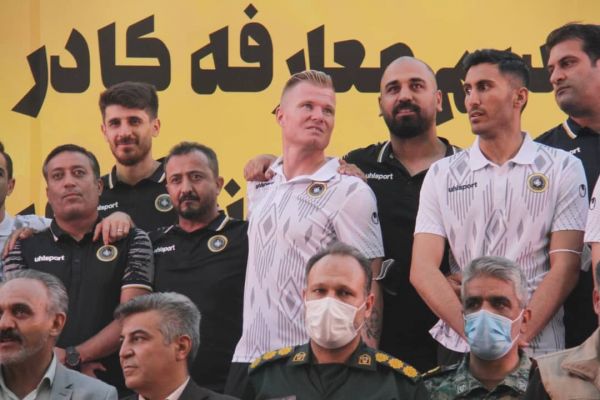  گزارش تصویری  مراسم معارفه بازیکنان و کادرفنی سپاهان