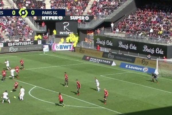  عکس؛ فرصت‌سوزی عجیب دی ماریا روی پاس تماشایی مسی