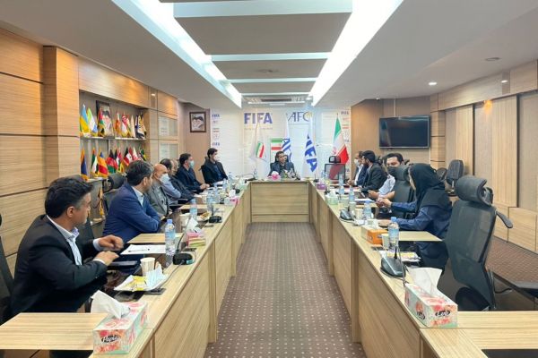 نشست سرپرست دبیرکلی با مسئولان کمیته انضباطی و مسابقات لیگ فوتبال و فوتسال