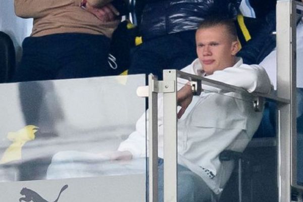 شرایط نگرانکننده مصدومیت هالند؛ نمیتواند راه برود